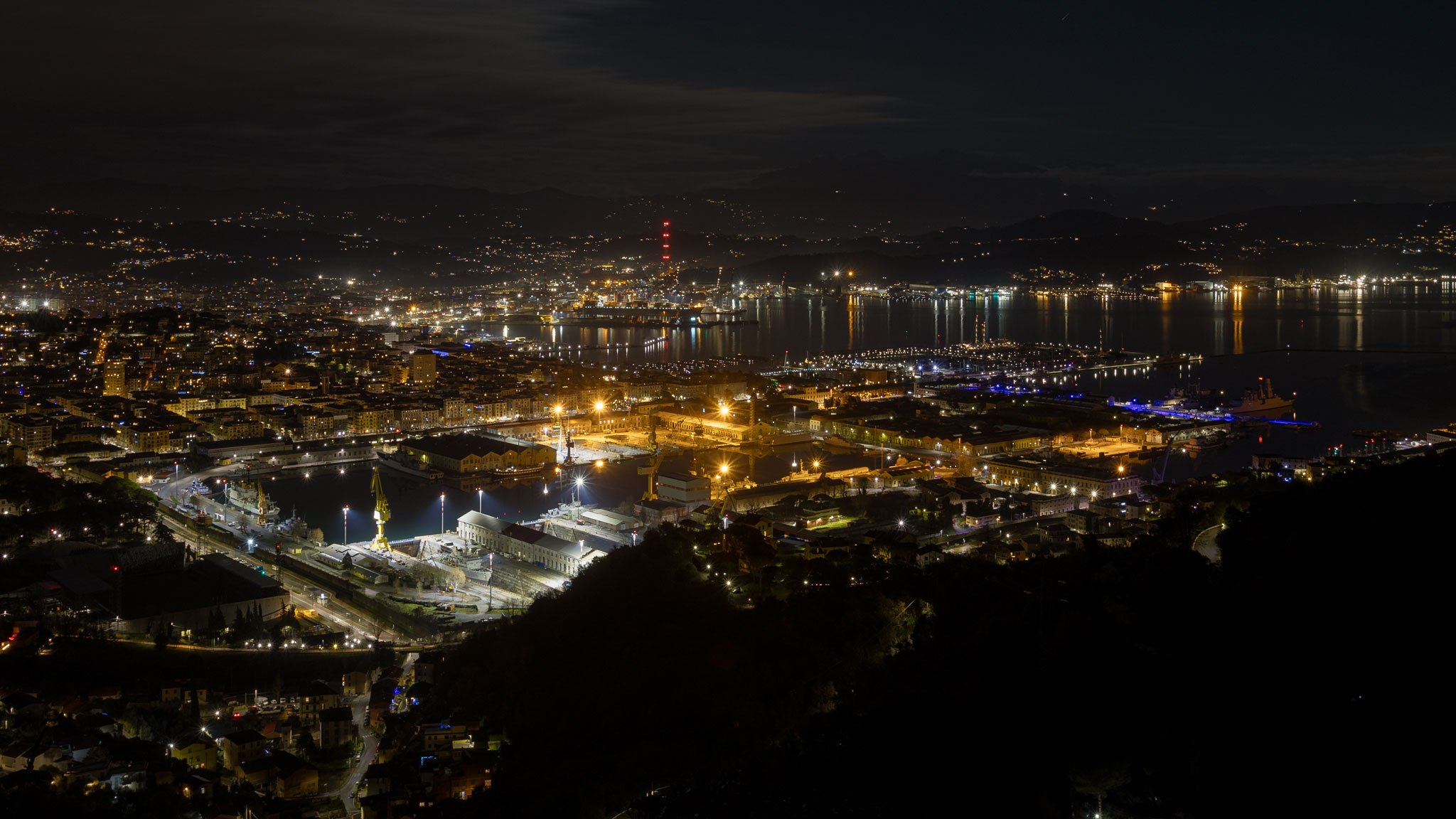 la spezia by night