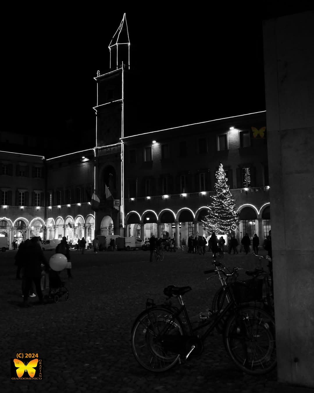 Modena natalizia in BW