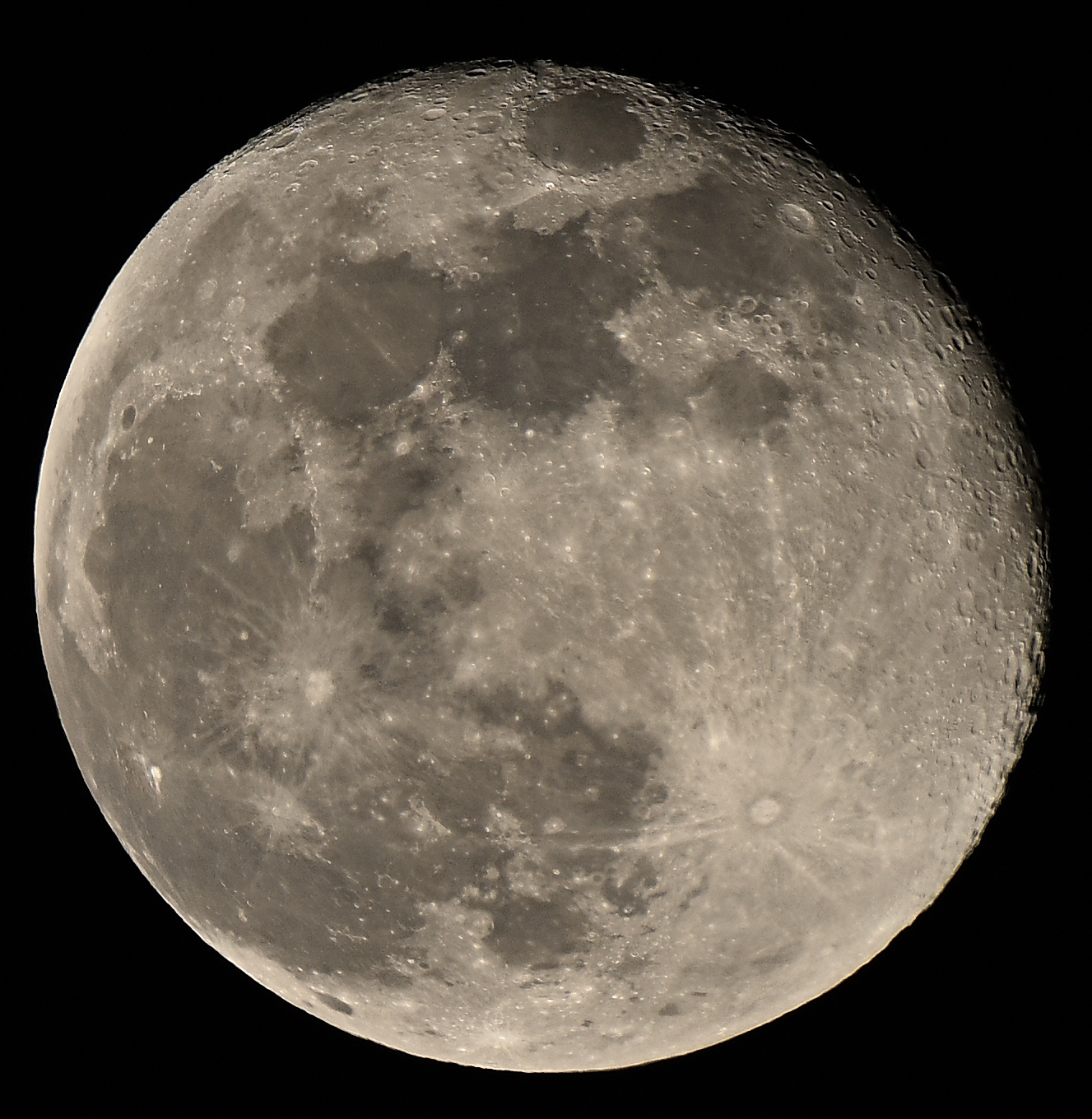 Luna del 16/12/2024