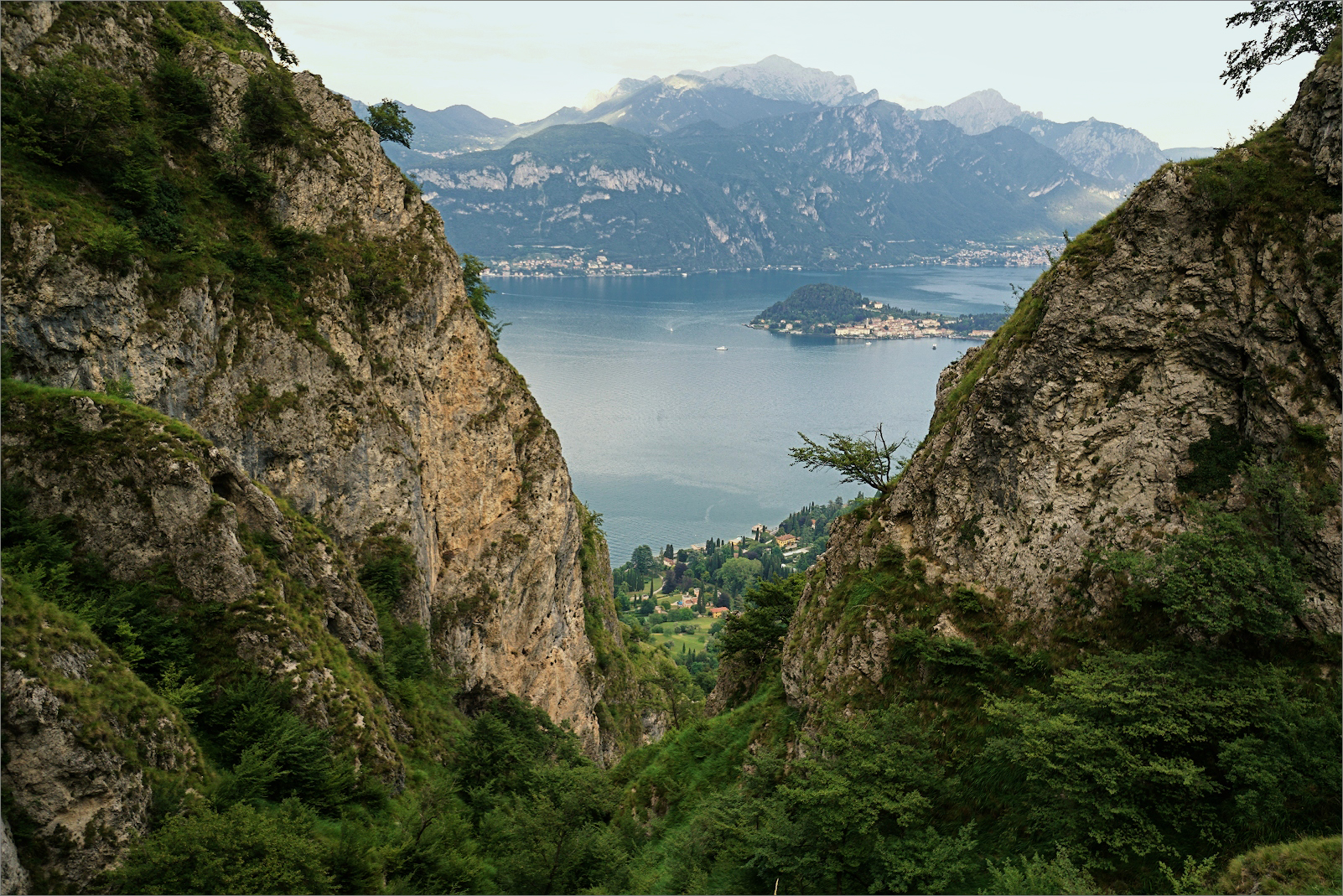 sopra il Sasso San Martino (Monti Lariani)