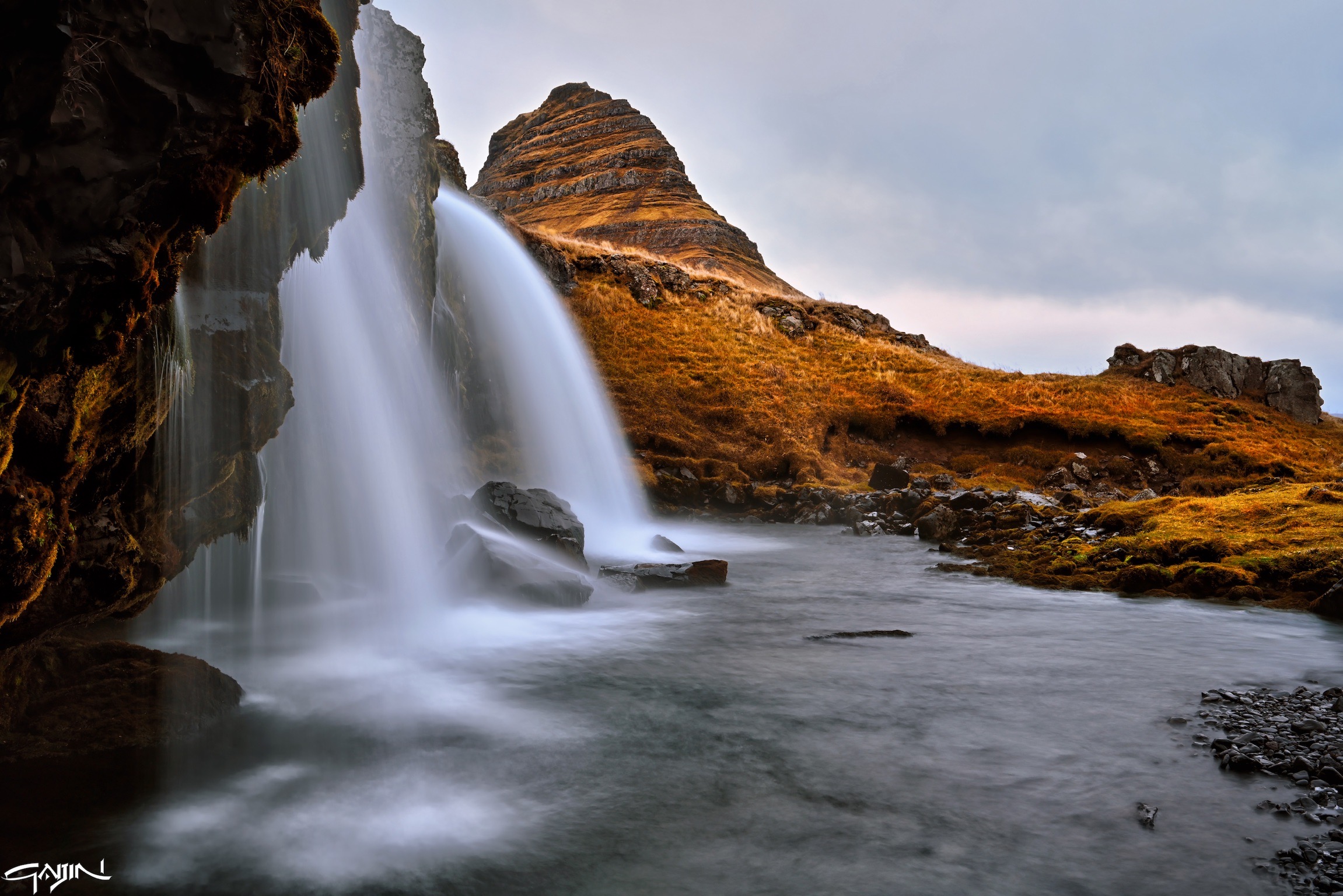 Kirkjufell from below
