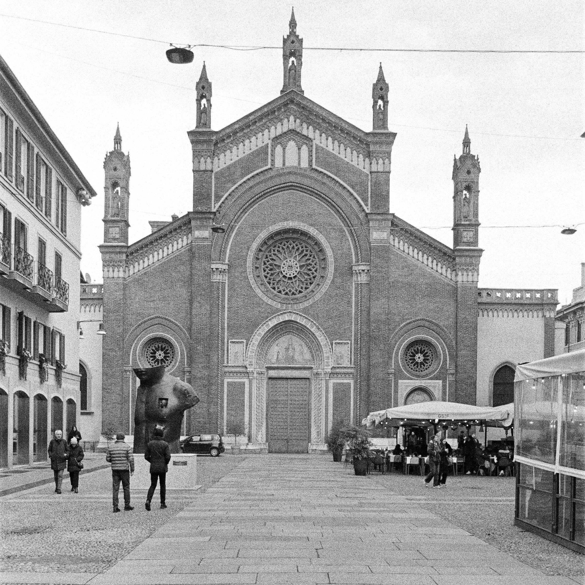 Santa Maria del Carmine, Milan
