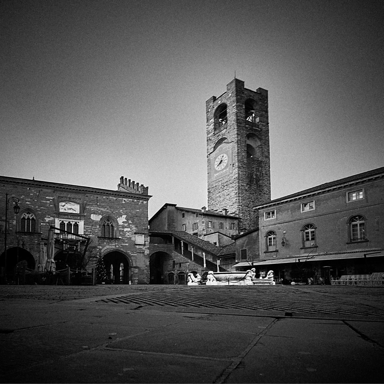 Bergamo, Upper Town, Piazza Vecchia