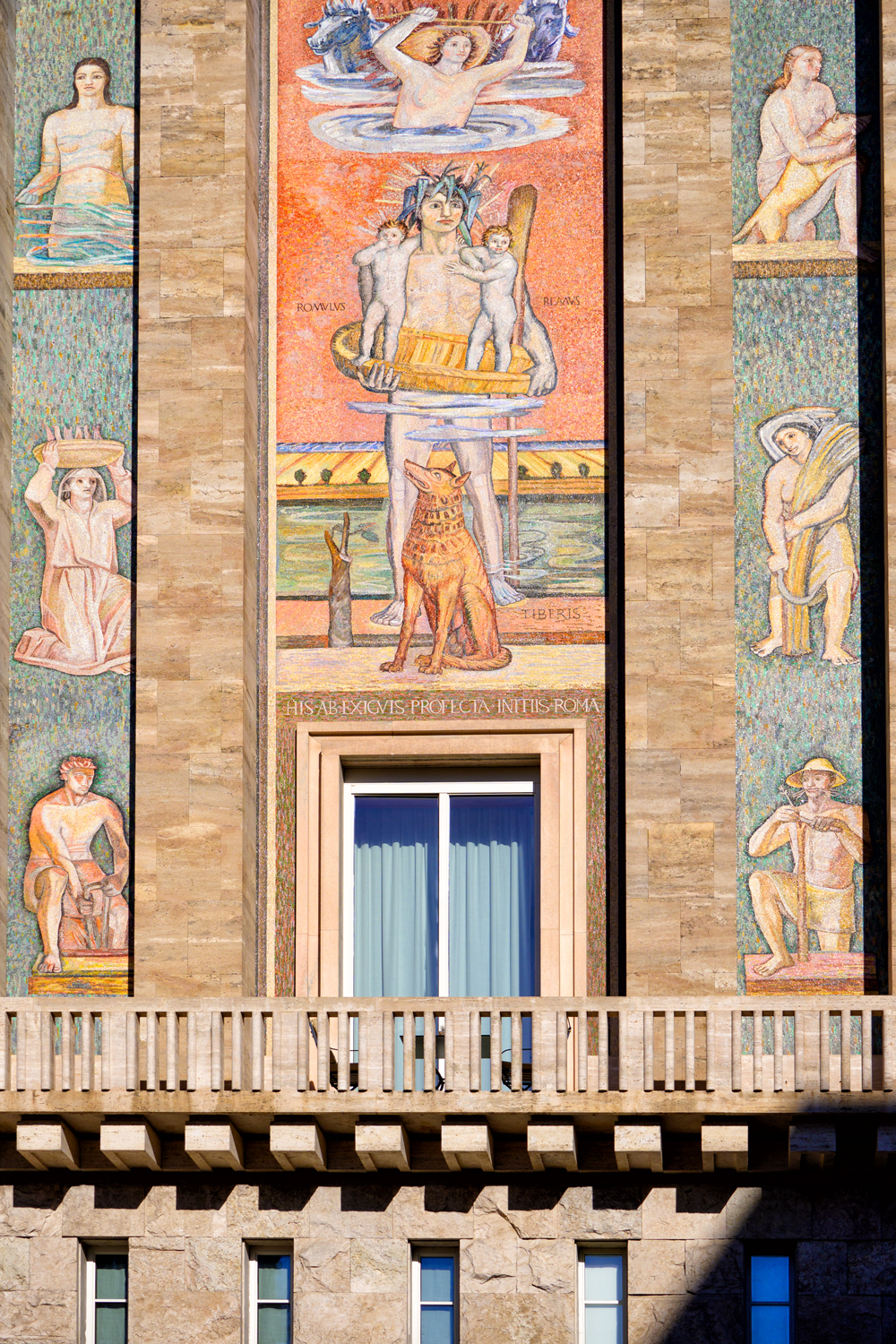 Palazzo Via Augusteo Imperatore Rm