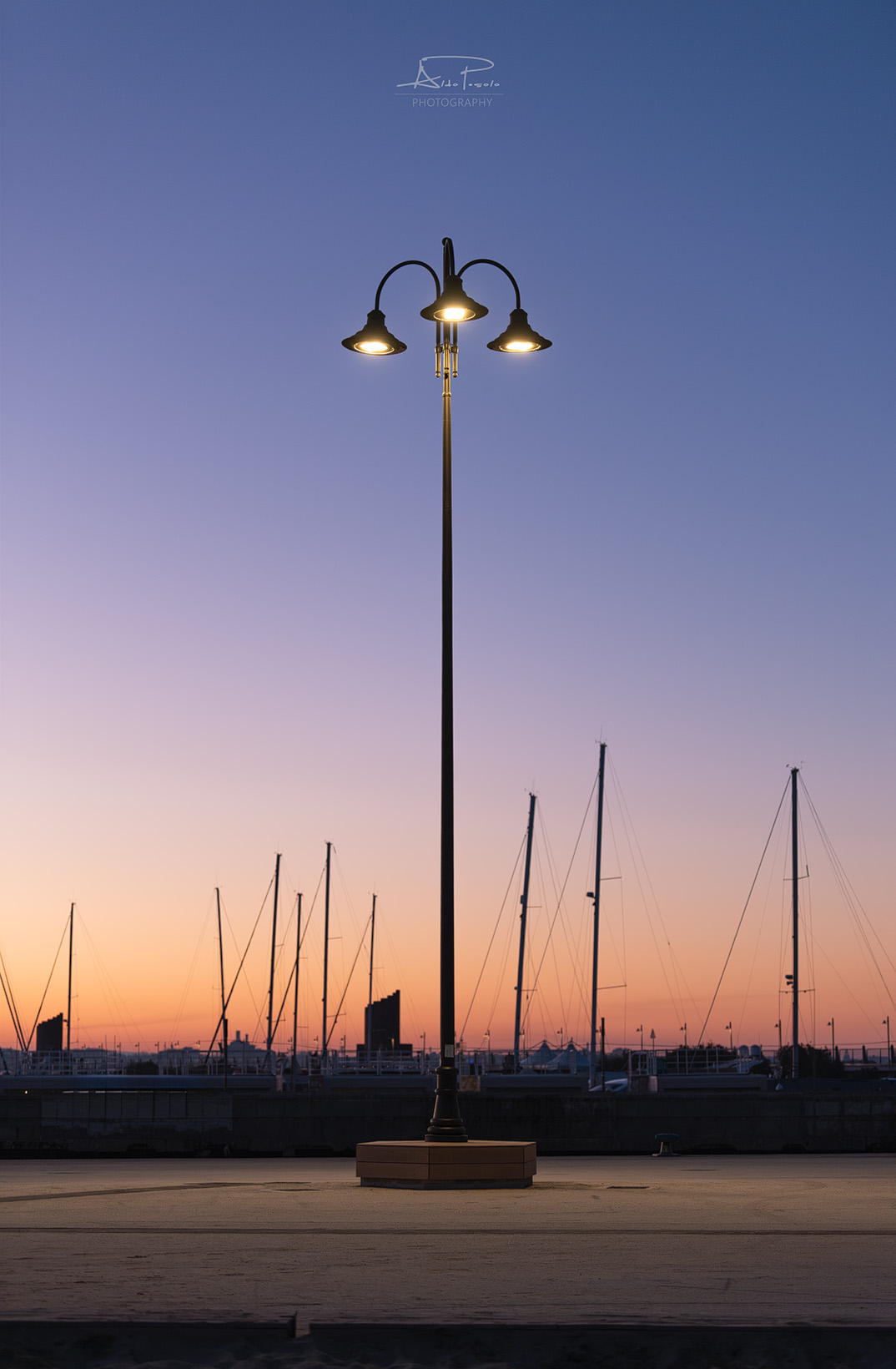 Artificial light and natural light