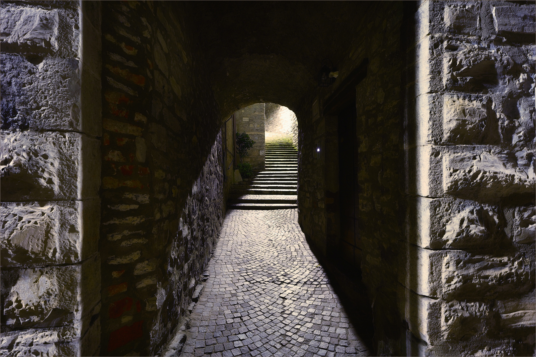 Un vicolo a Torno (co)