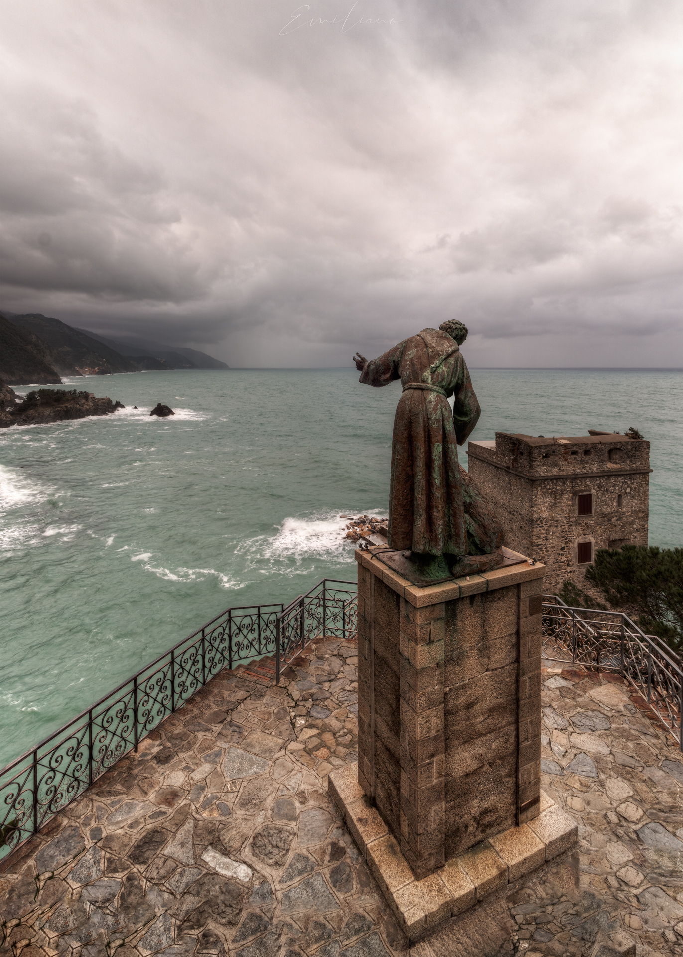 Monterosso, statue of Padre Pio