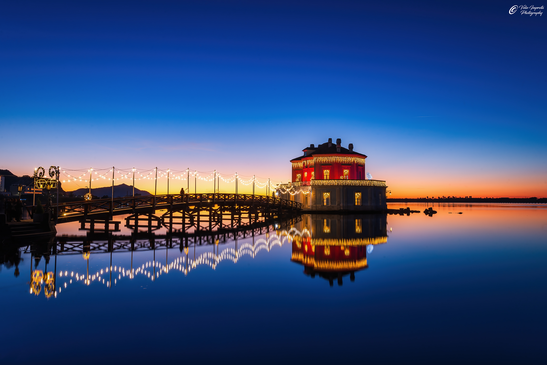 Osservando la Casina