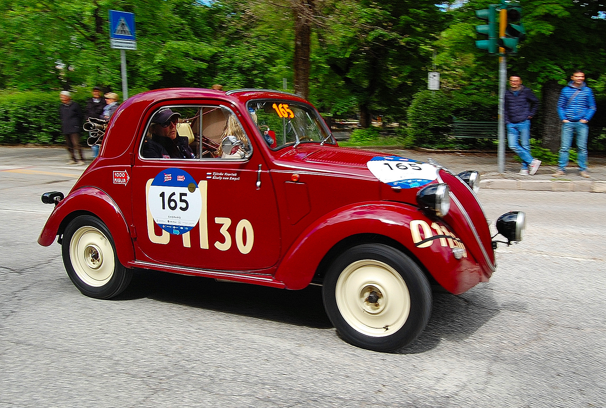 Sulla Topolino amaranto si va che è un incanto nel &#...