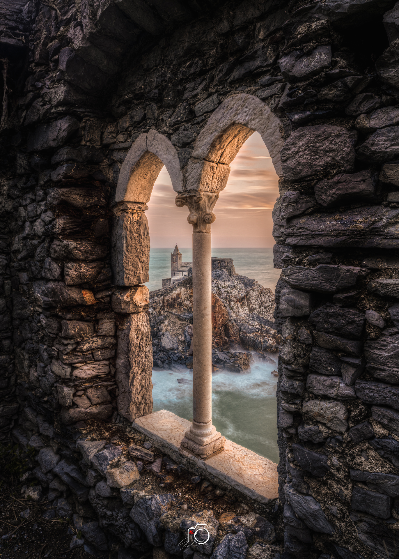 Finestra su Porto Venere