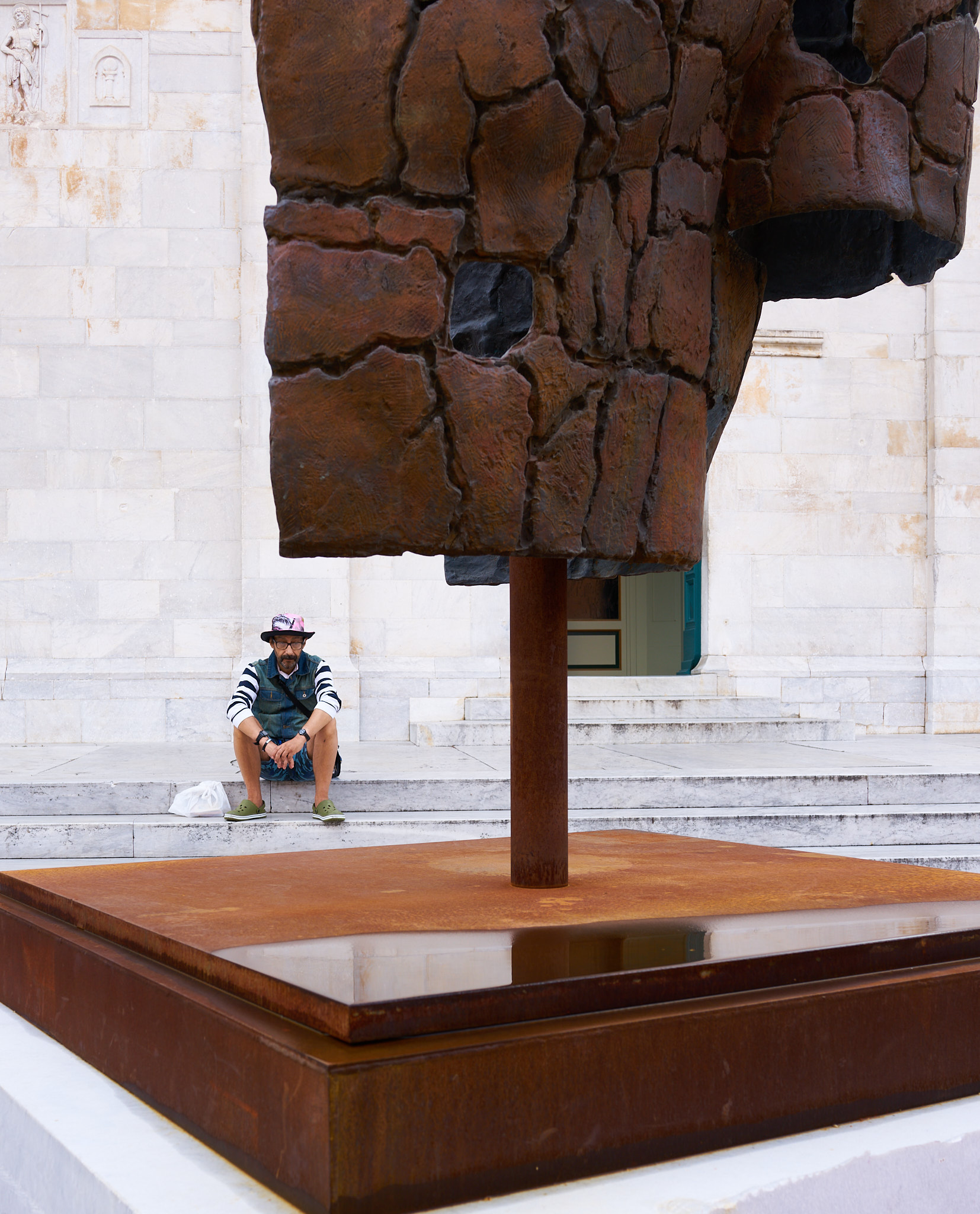 Go and understand art