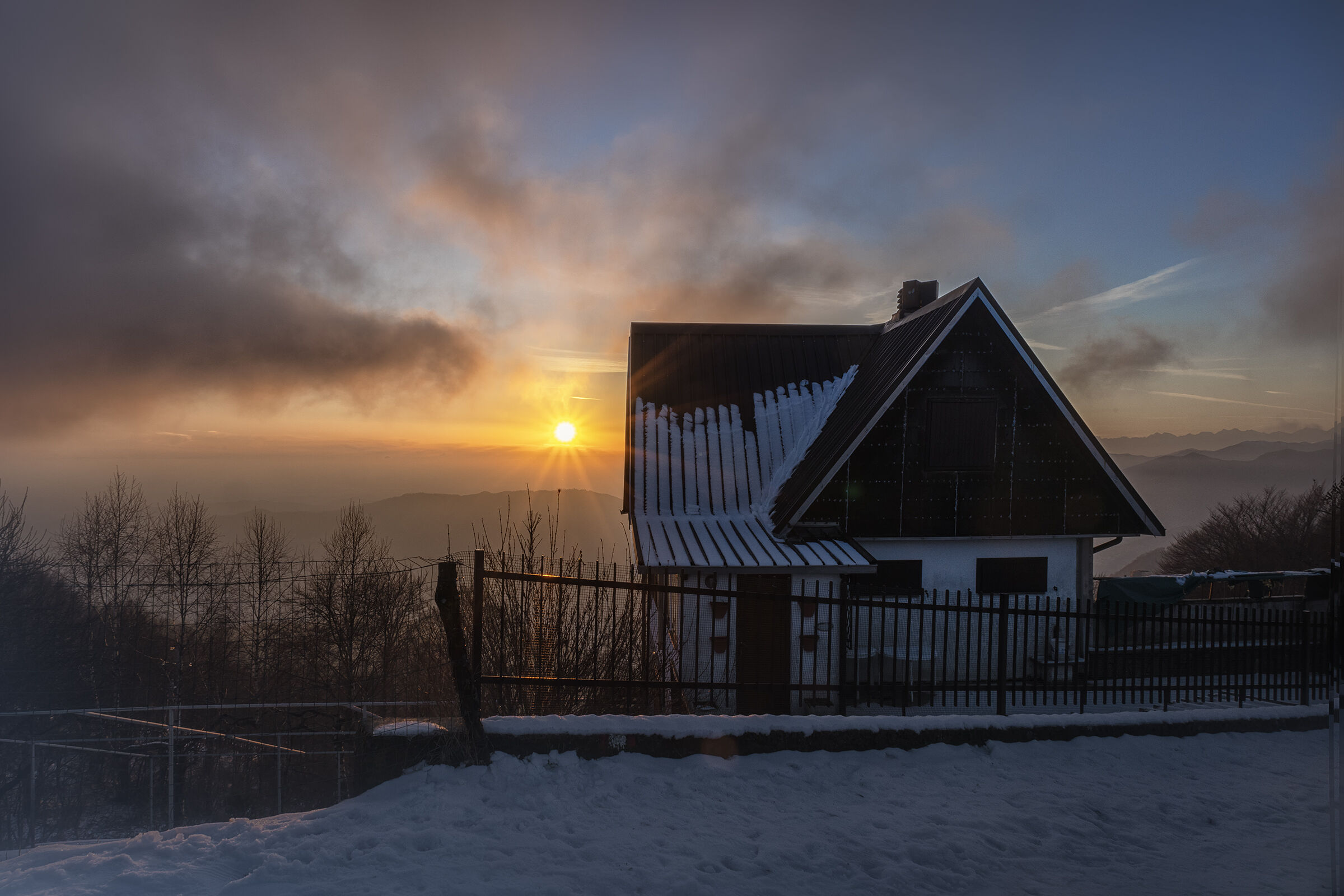 backlight on Pertüs - BG