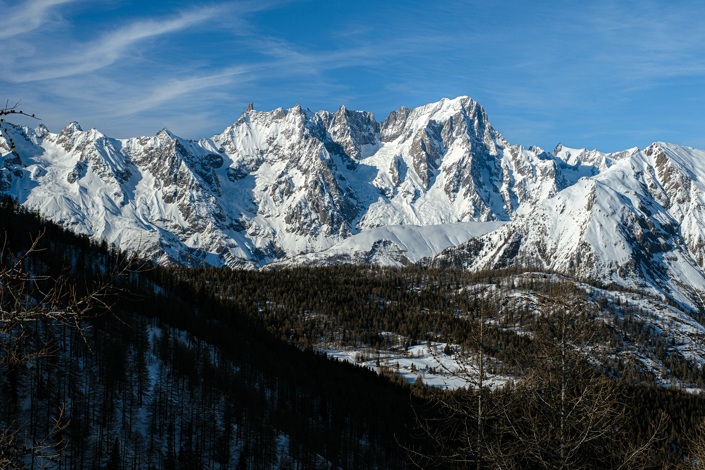 Grandes Jorasses going up to Lake Arpy