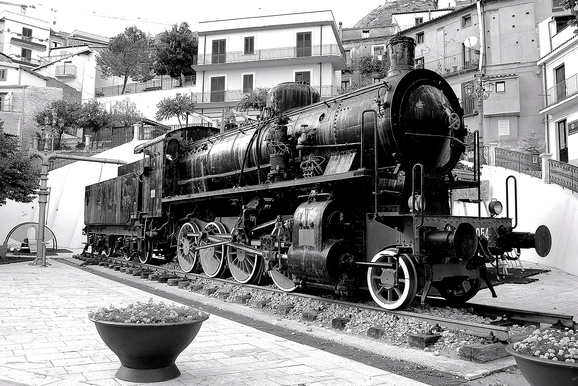 Parafrasi figurata del testo di Francesco Guccini.