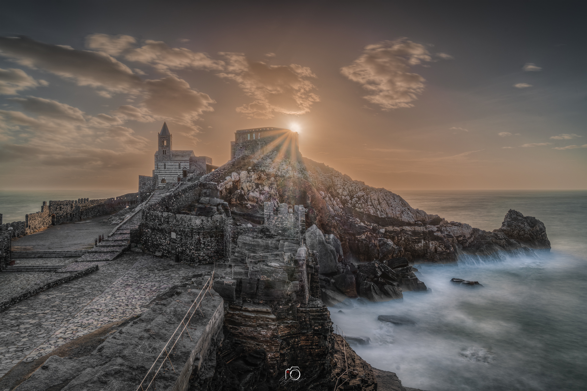 San Pietro al tramonto