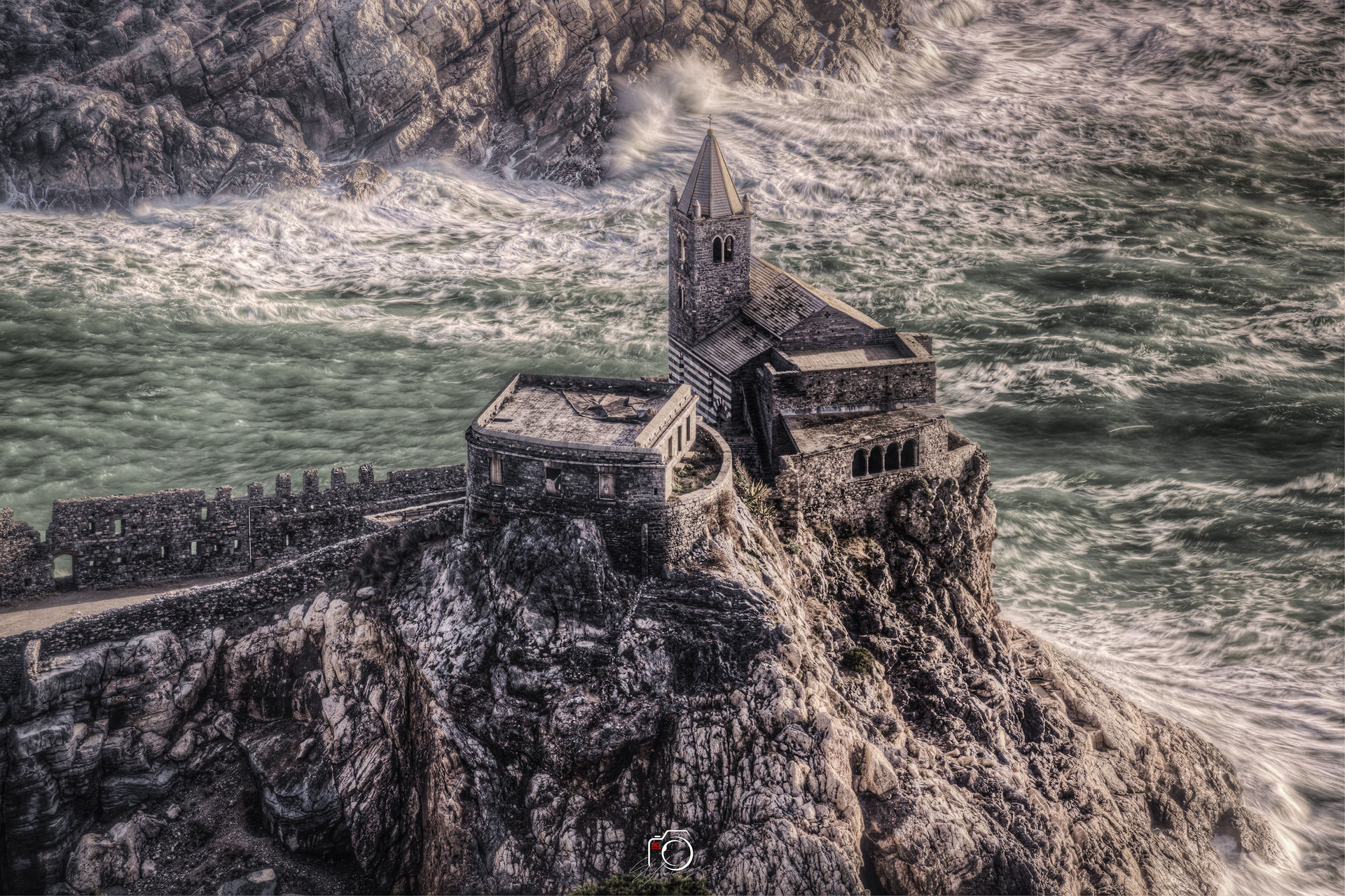 Porto Venere e Chiesa di San Pietro