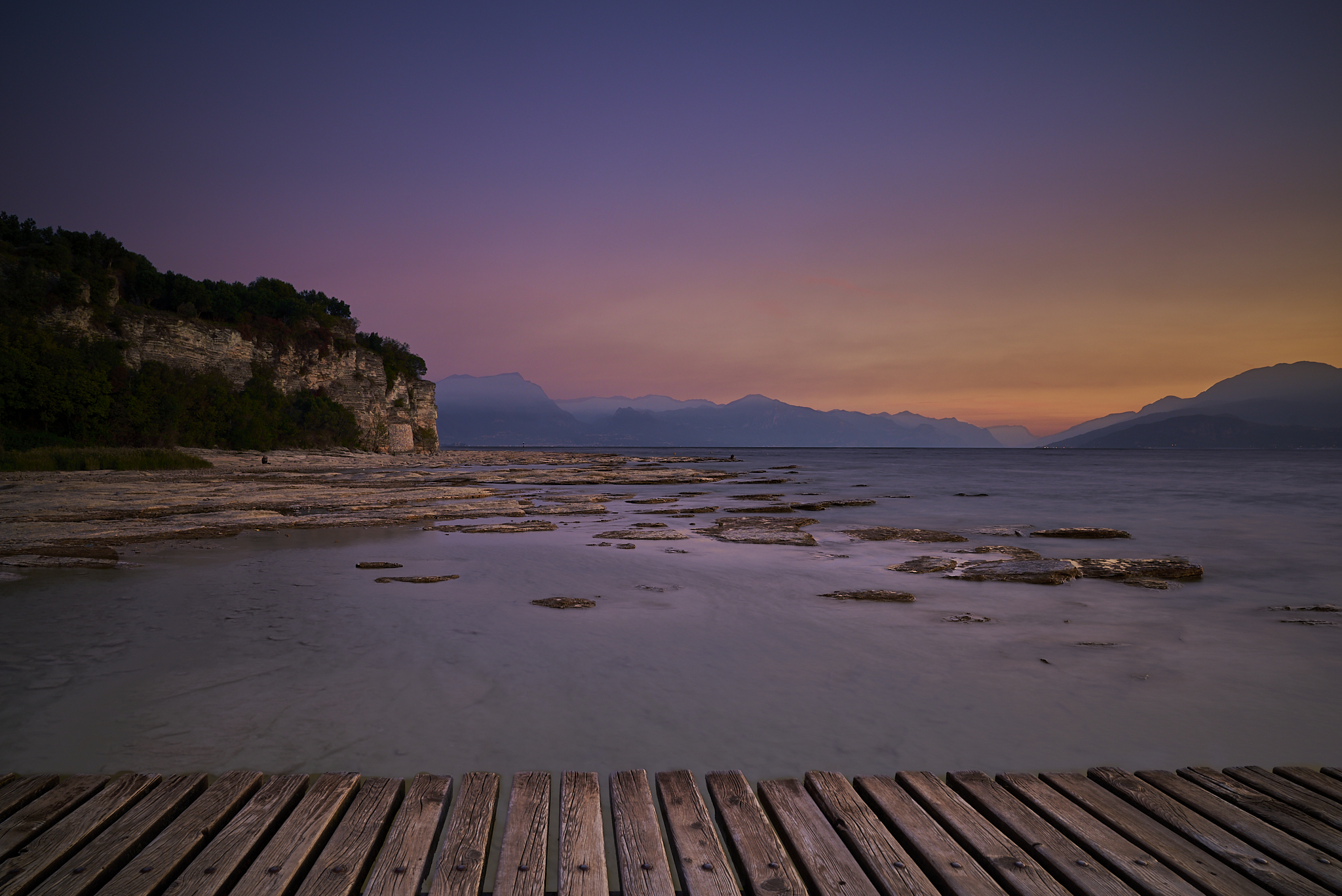 and there was light... October 2022 sunrise in Sirmione del ...