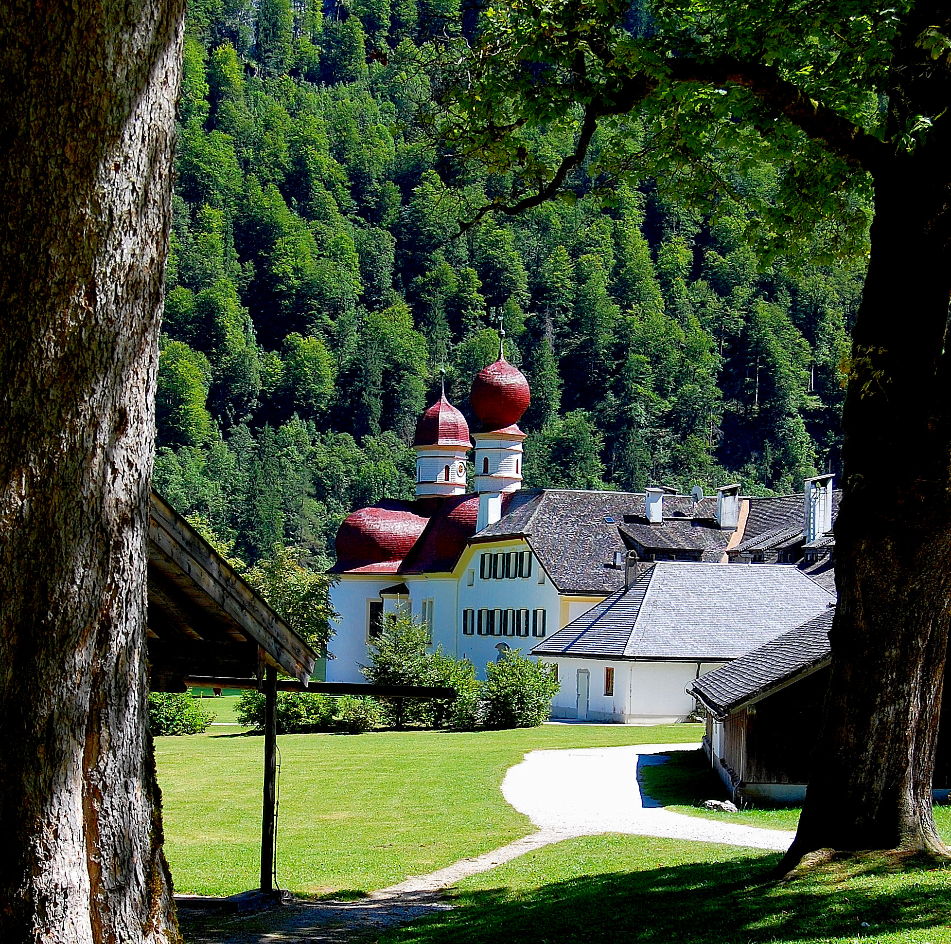 Berchtesgadener (Bavaria): Sanctuary of St. Bartholomew