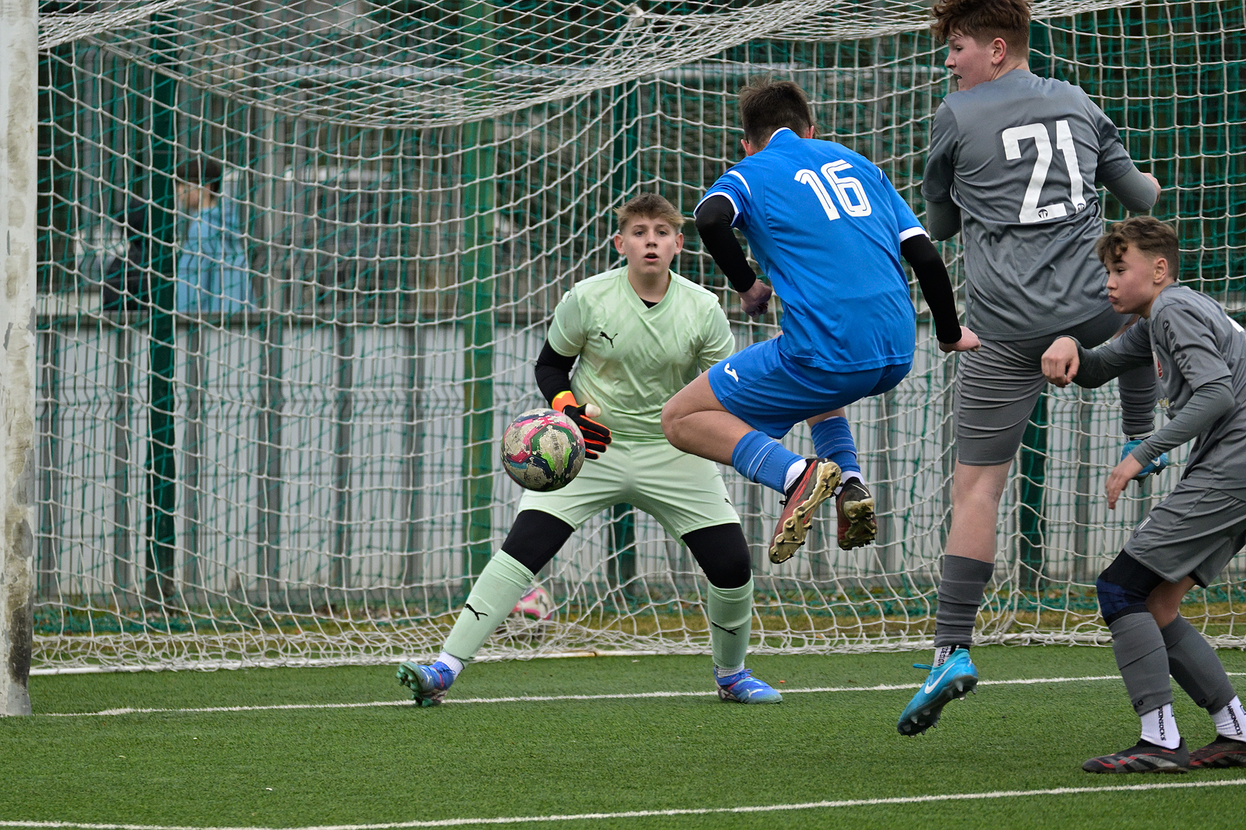 Action U15