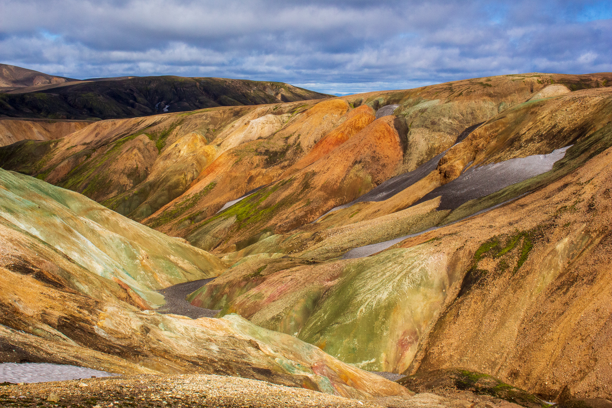 Montagne colorate chiare