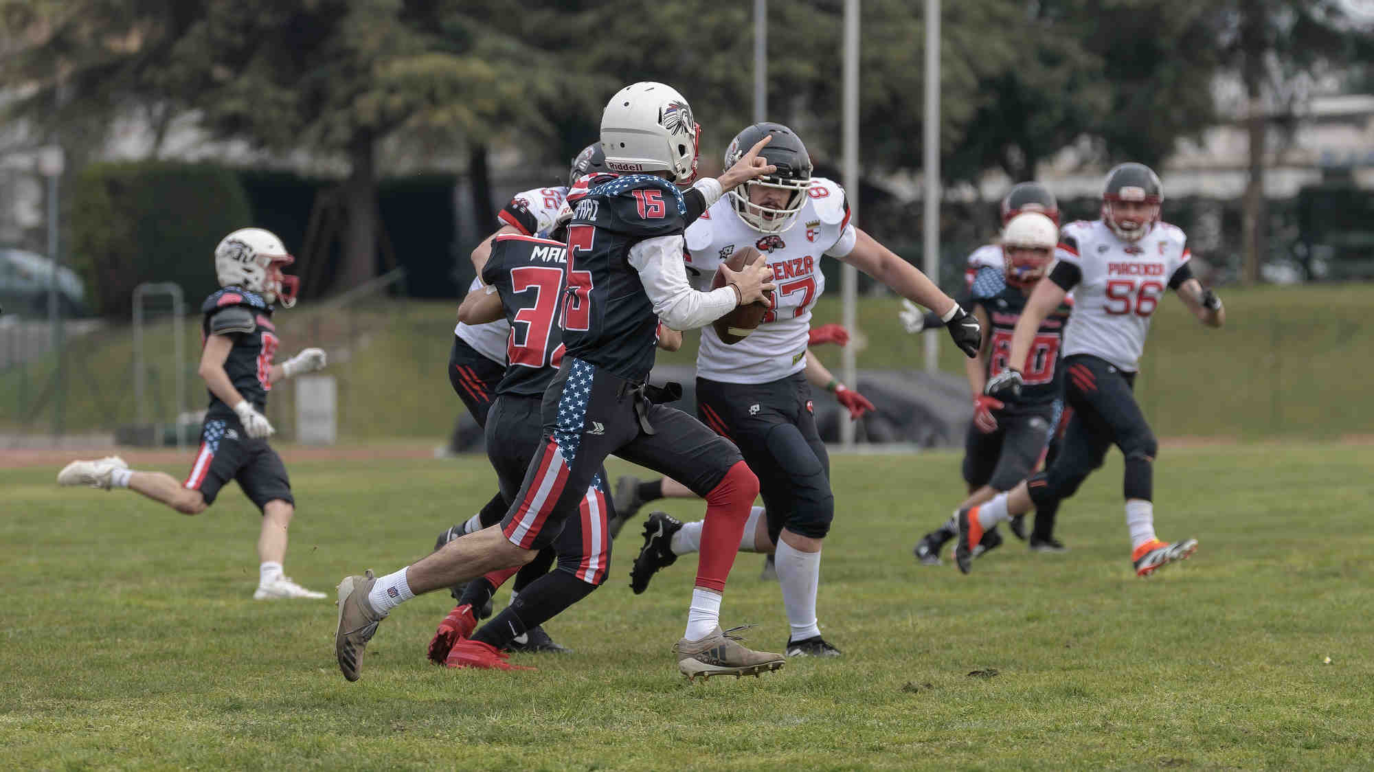 American Football-Redskins vs Wolverines