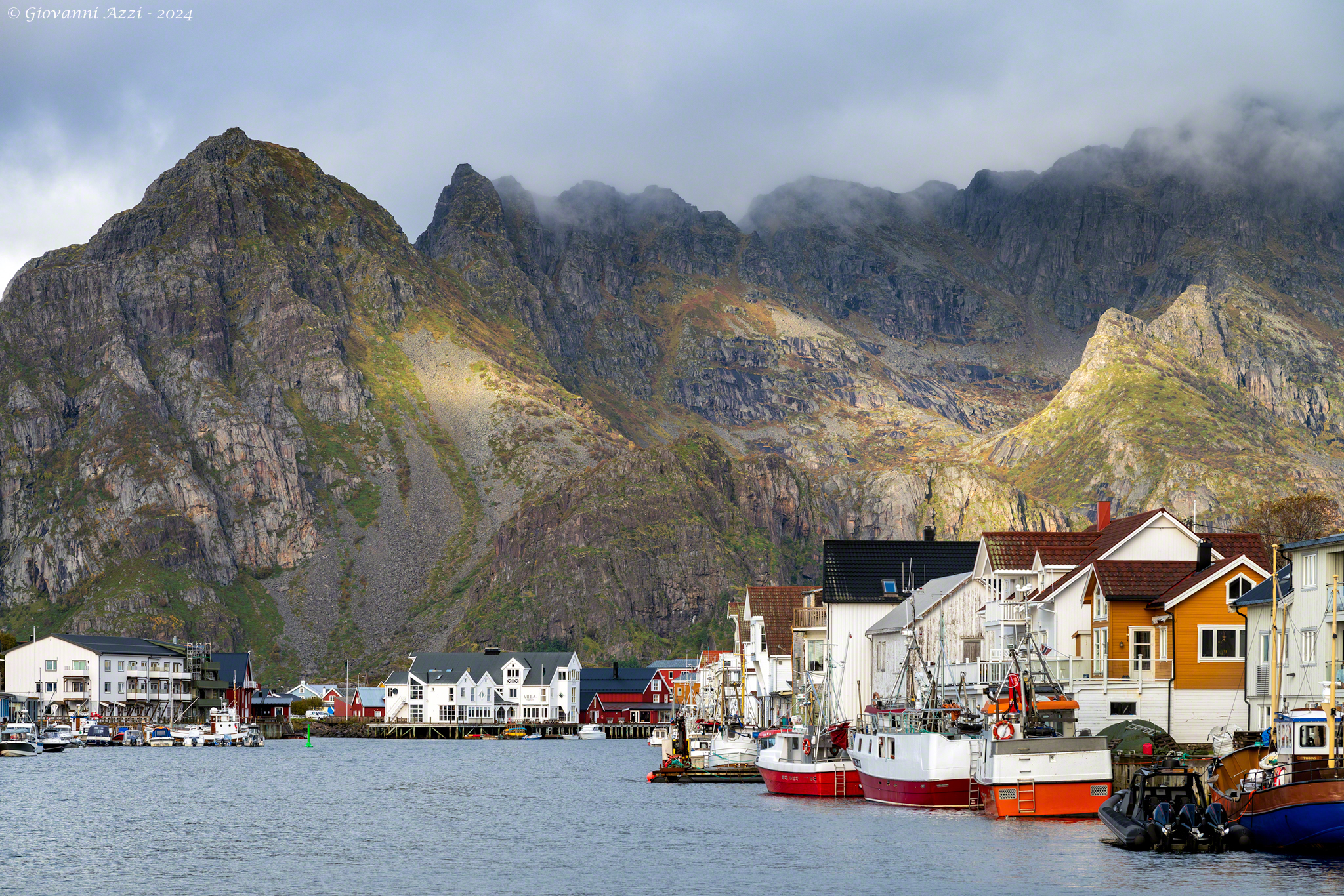 Henningsvaer's boats and mountains