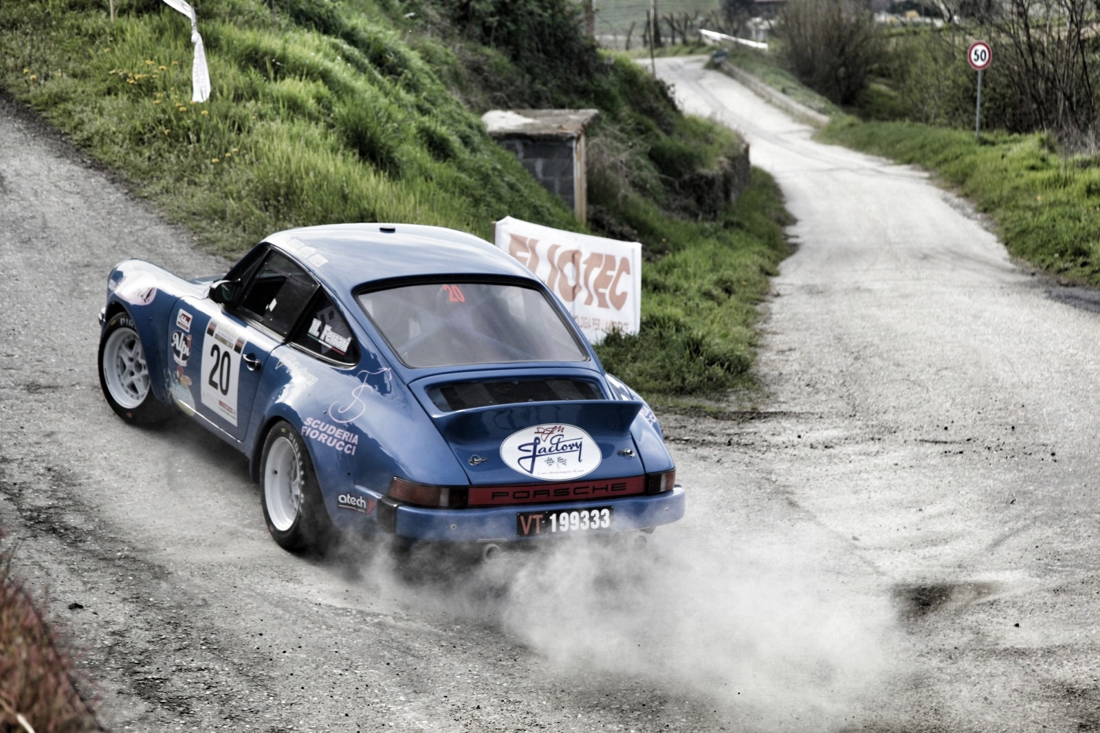 Reversal..... Porsche that side B