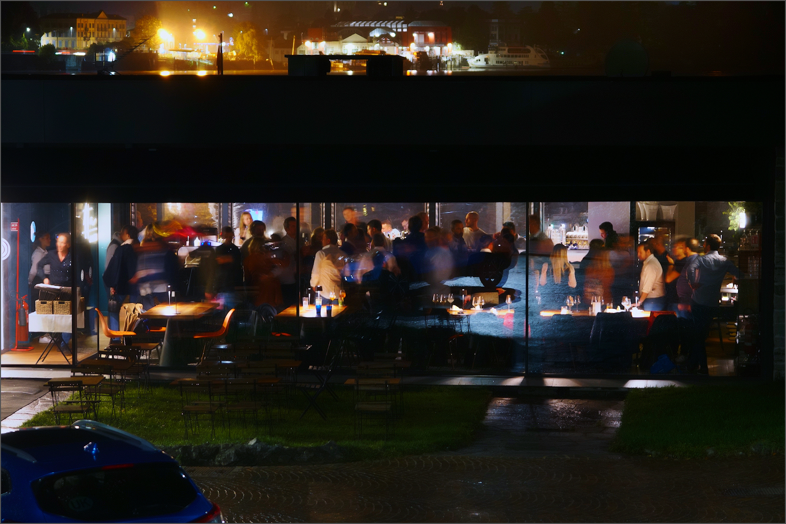 Un'altra vetrata ... stavolta di un ristorante