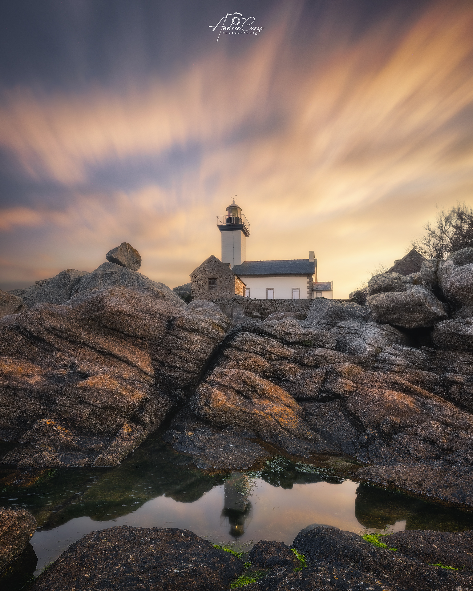 Sunrise over Pontusval Lighthouse
