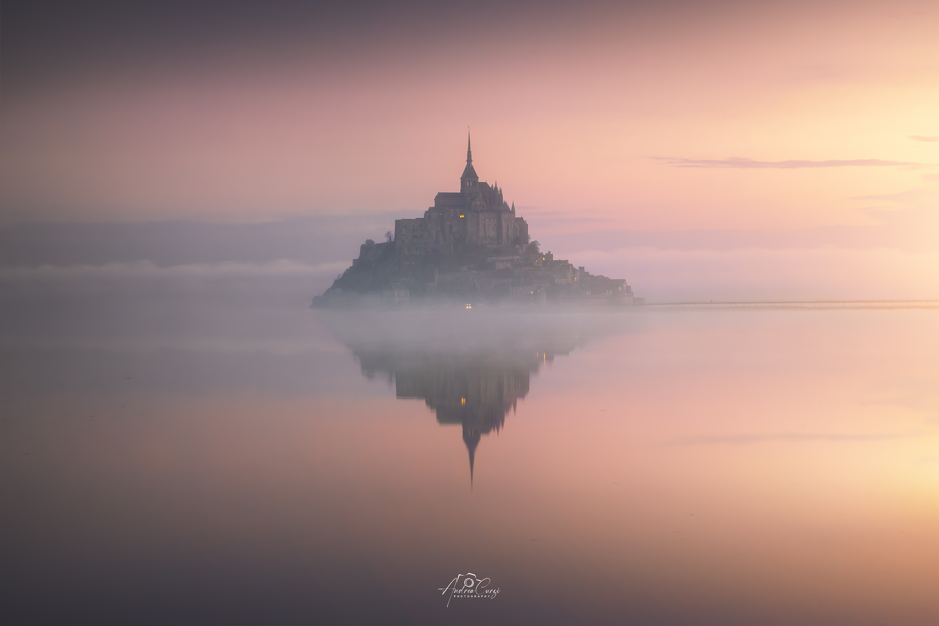 A magical sunrise at Mont Sain Michel