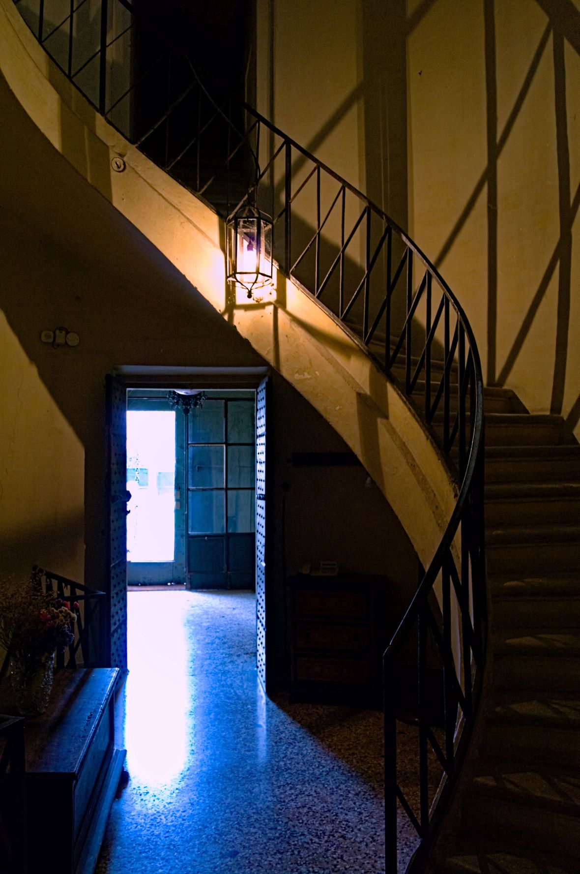 The Albertian window