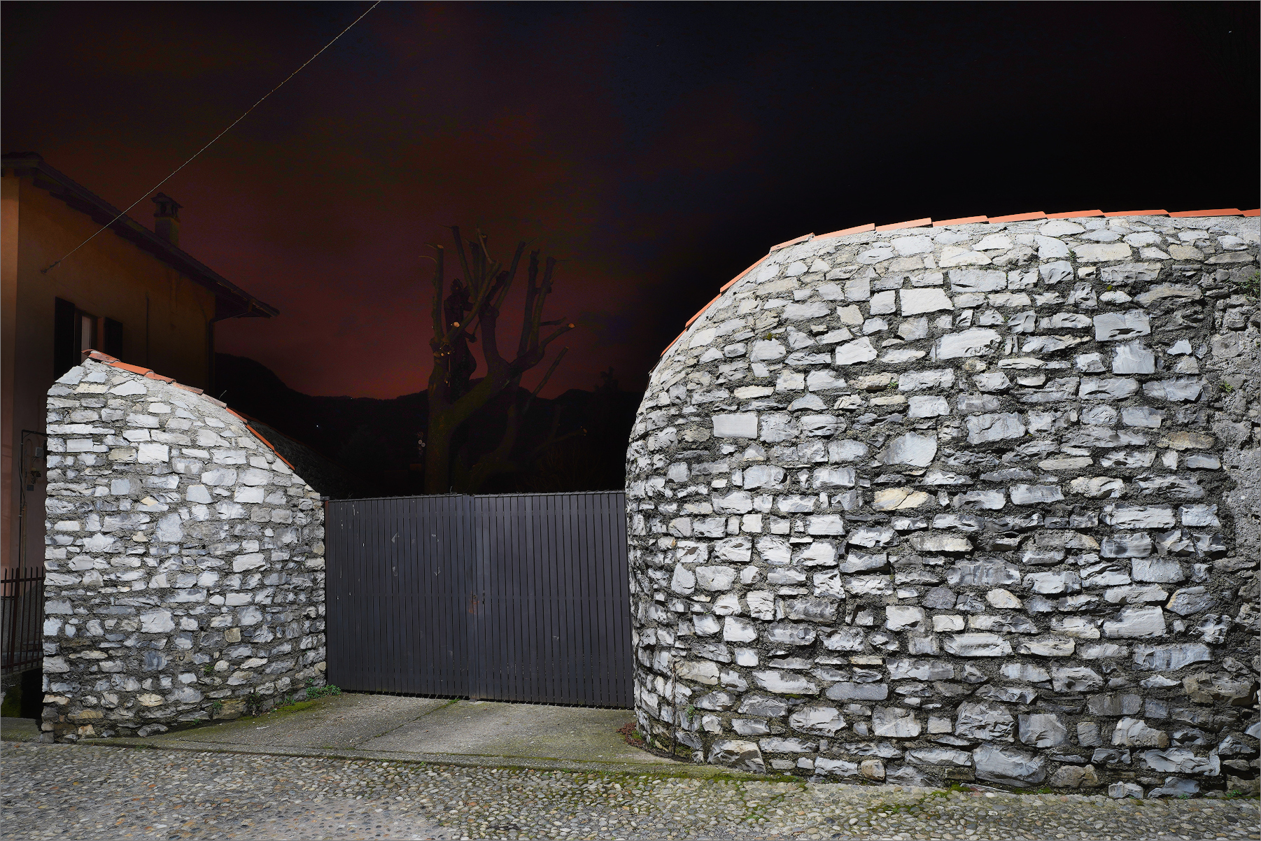 Il Muro e il Cancello a Lenno, Tremezzina (co)