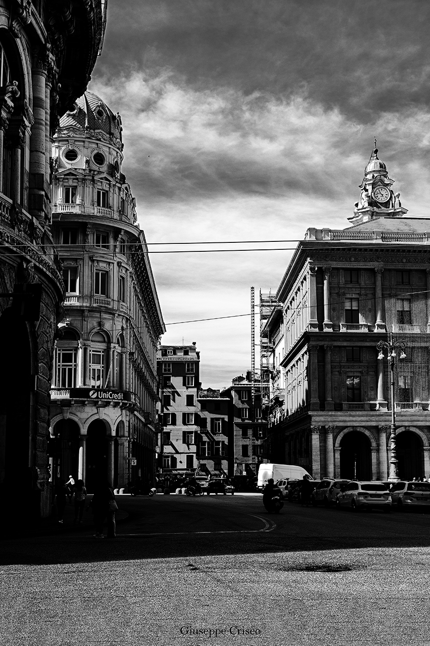 Piazza De Ferrari (Genoa)