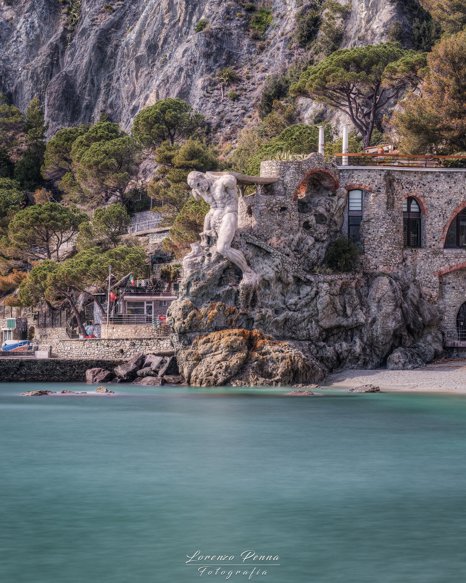 The statue of the Giant