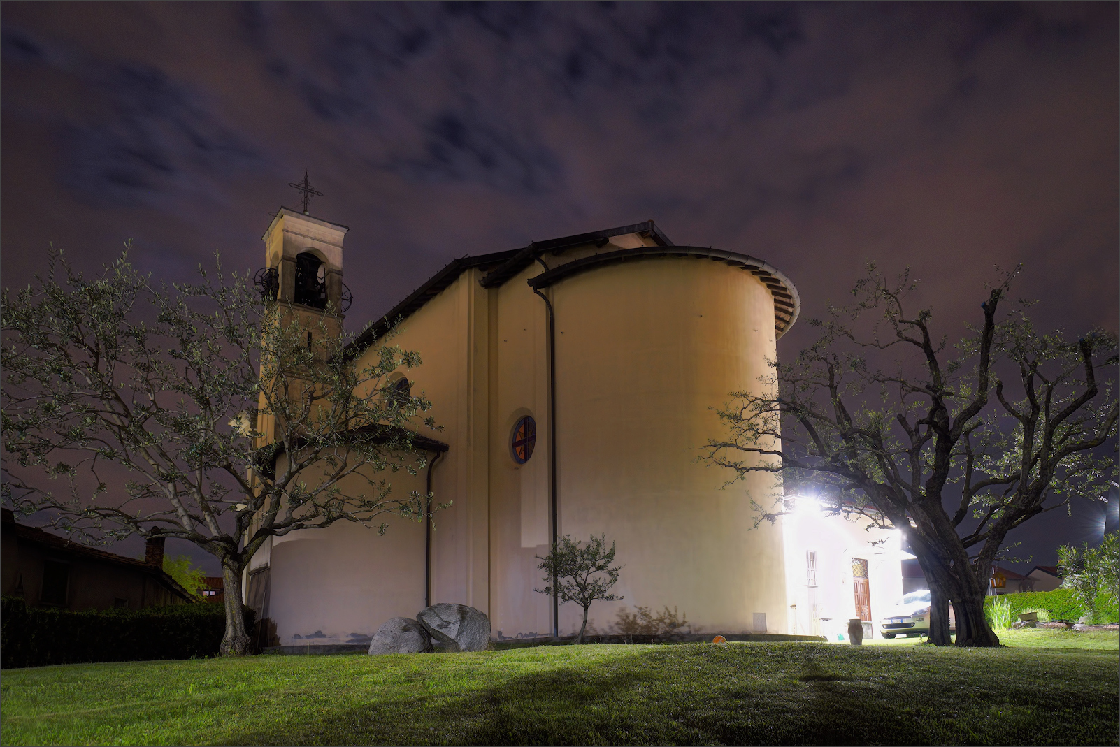 cortile interno della Chiesa di Sant'Andrea a Montano
