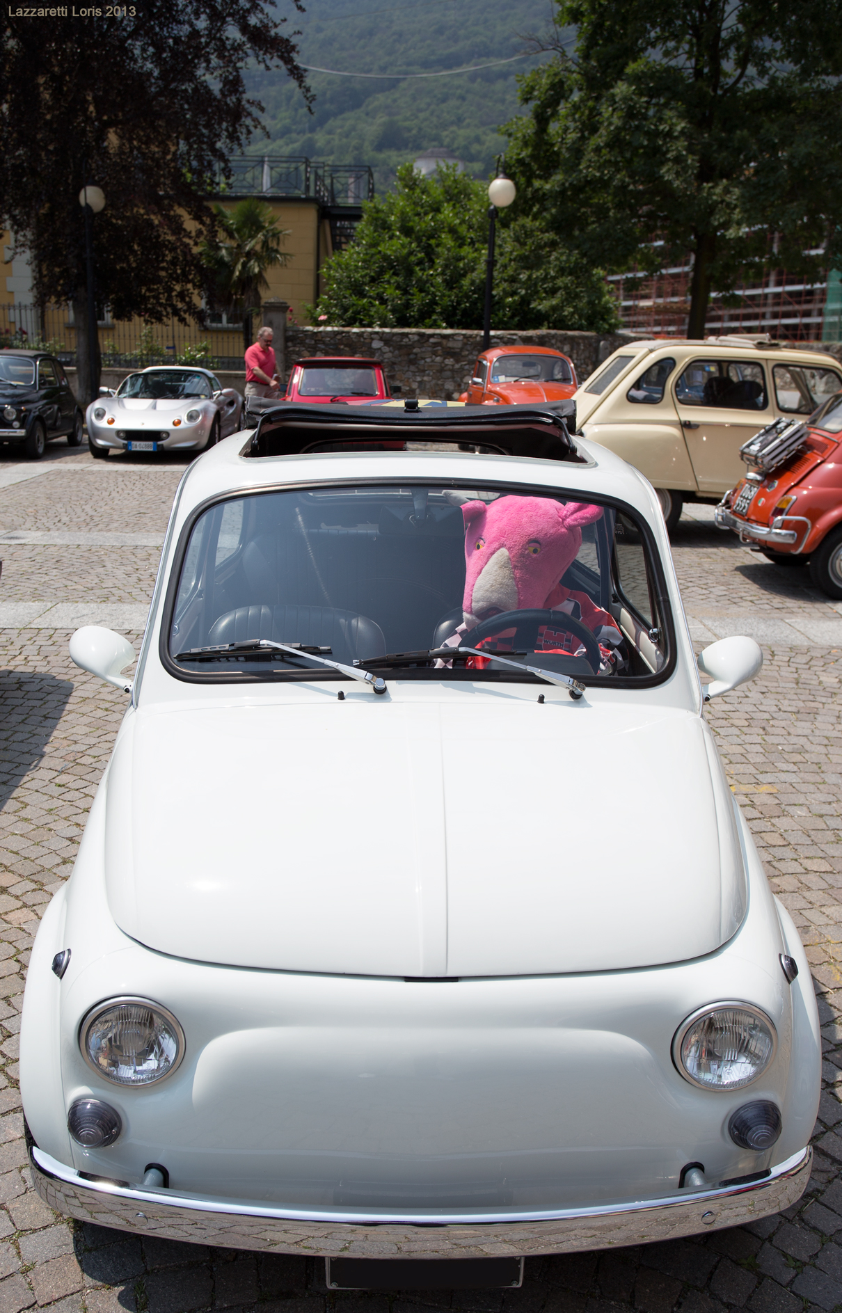 What a funny pilot ....