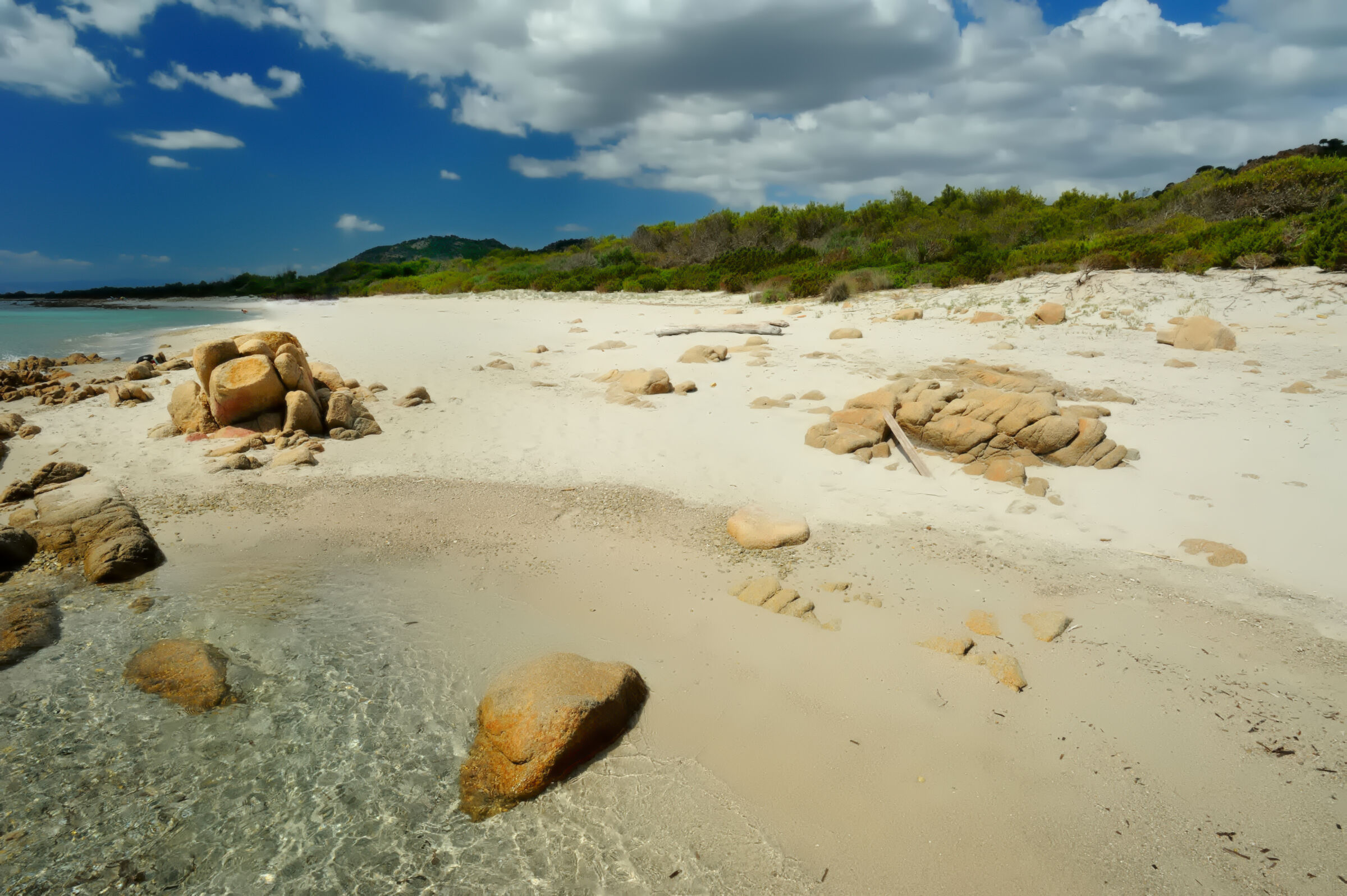 Immagini da un "Continente" chiamato Sardegna ...