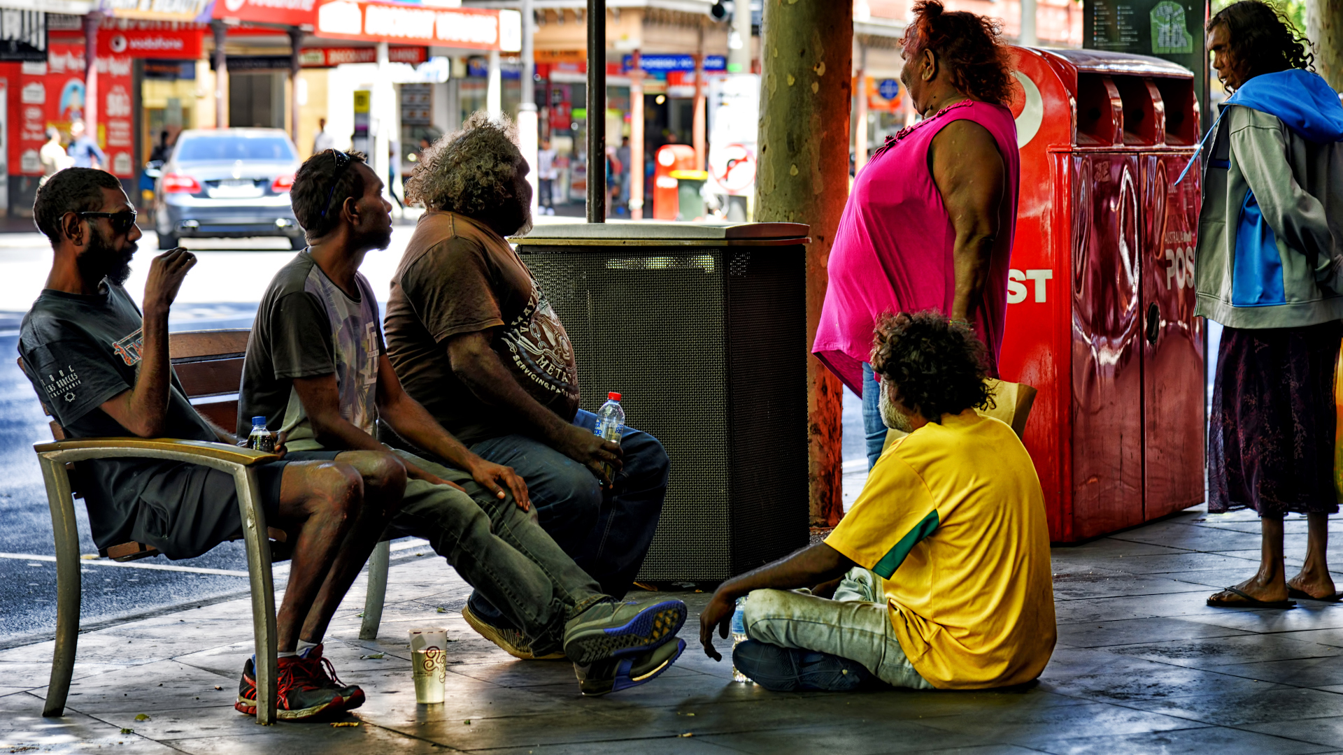 Estranei ... ad Adelaide