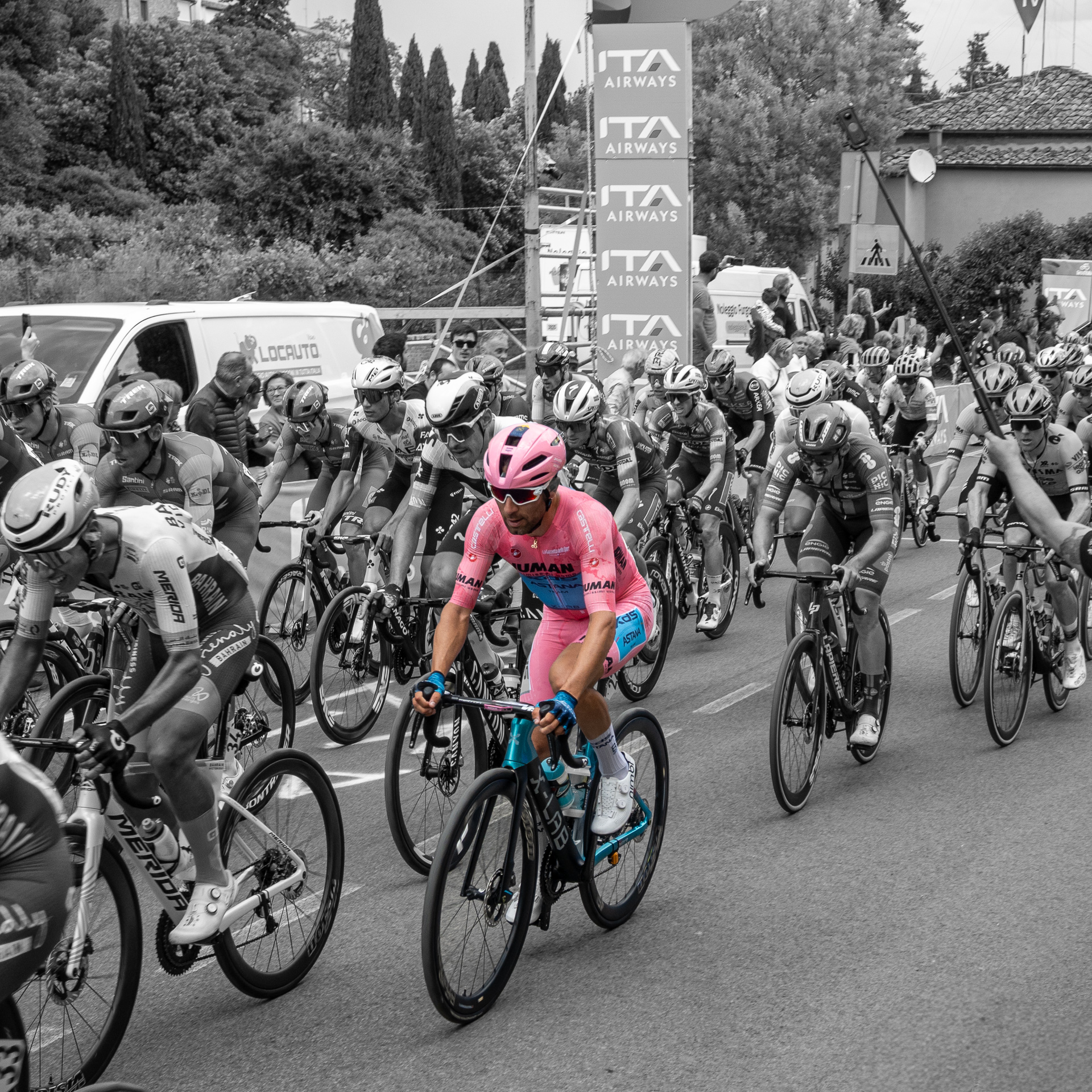 La maglia rosa a Sinalunga