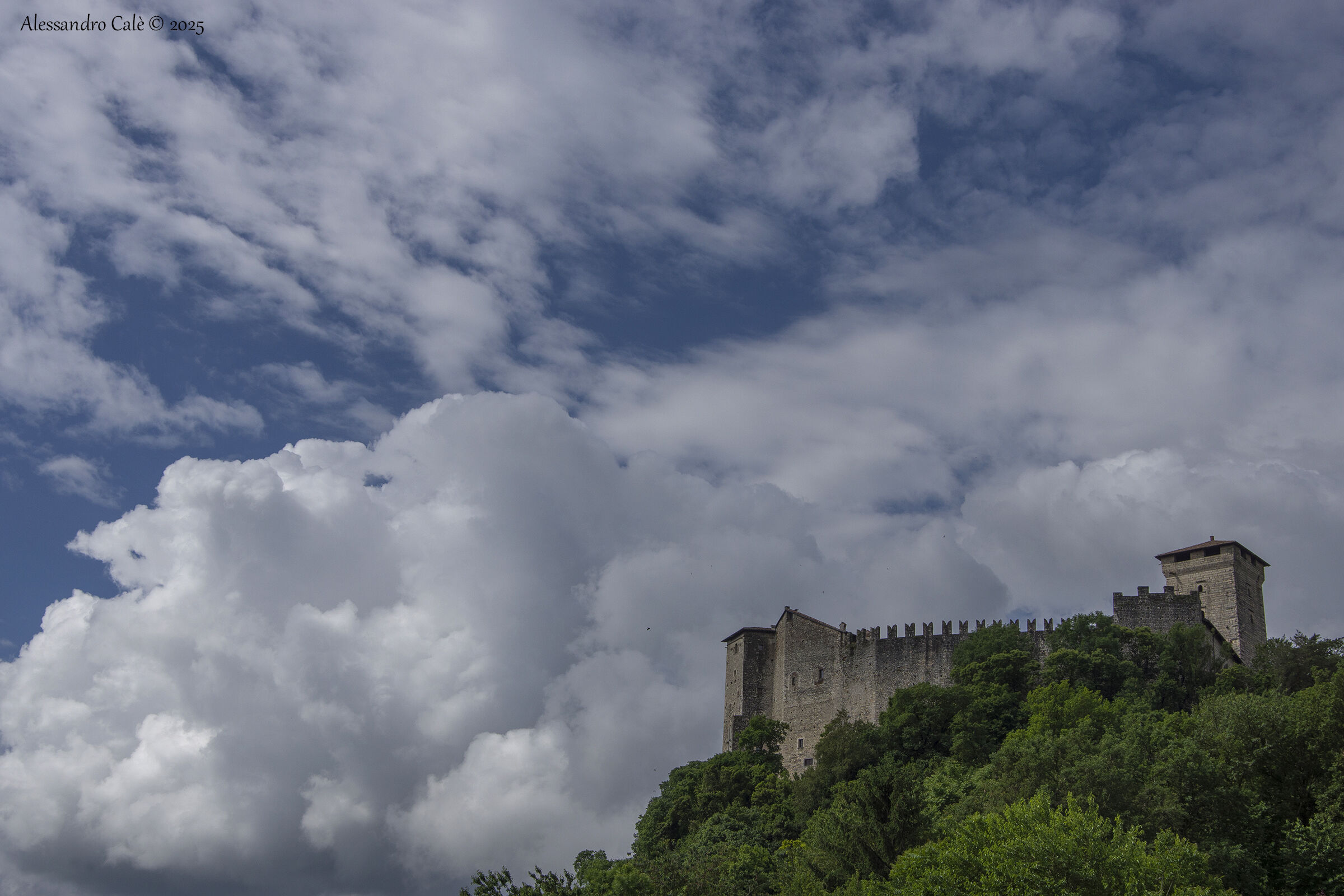 The Fortress of Angera 8348