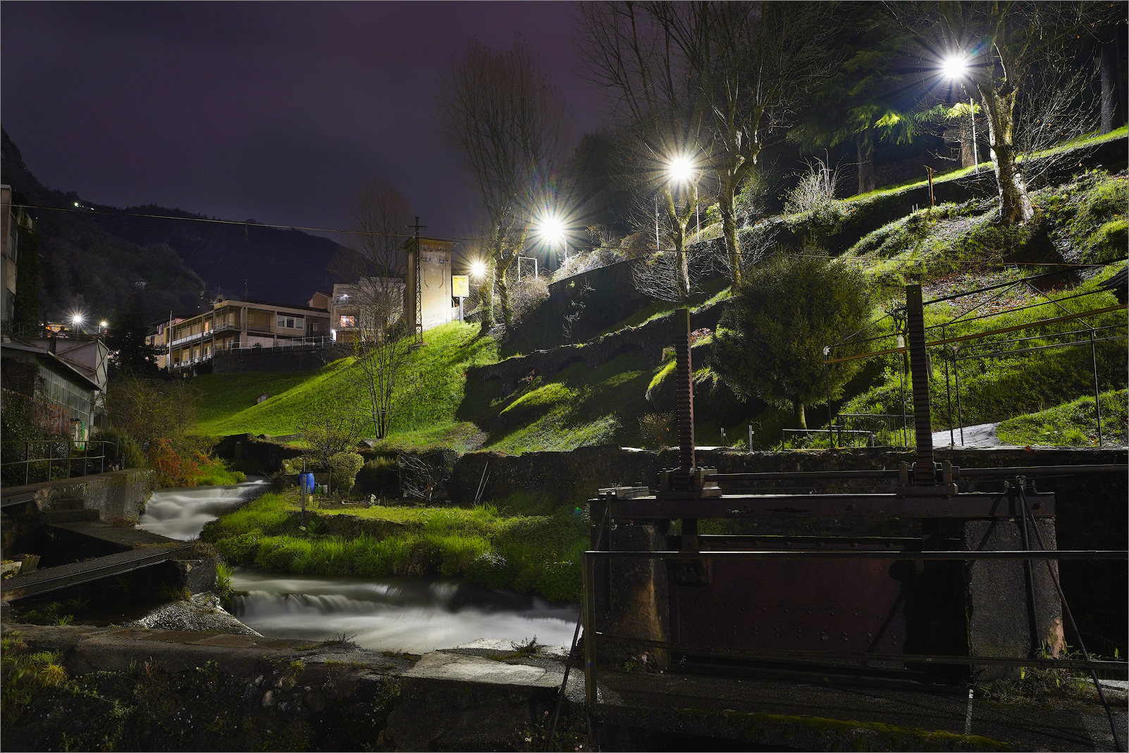 La valle del torrente Gerenzone e la diga del Paradone