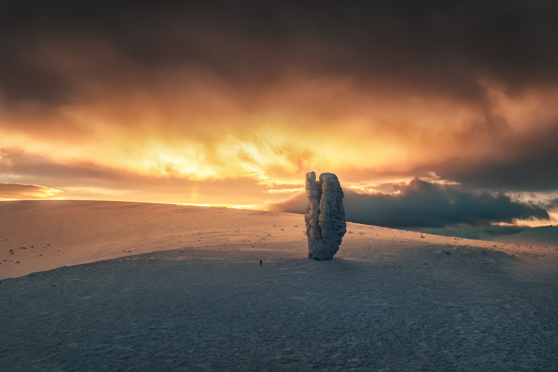 Sunrise in Manpupuner