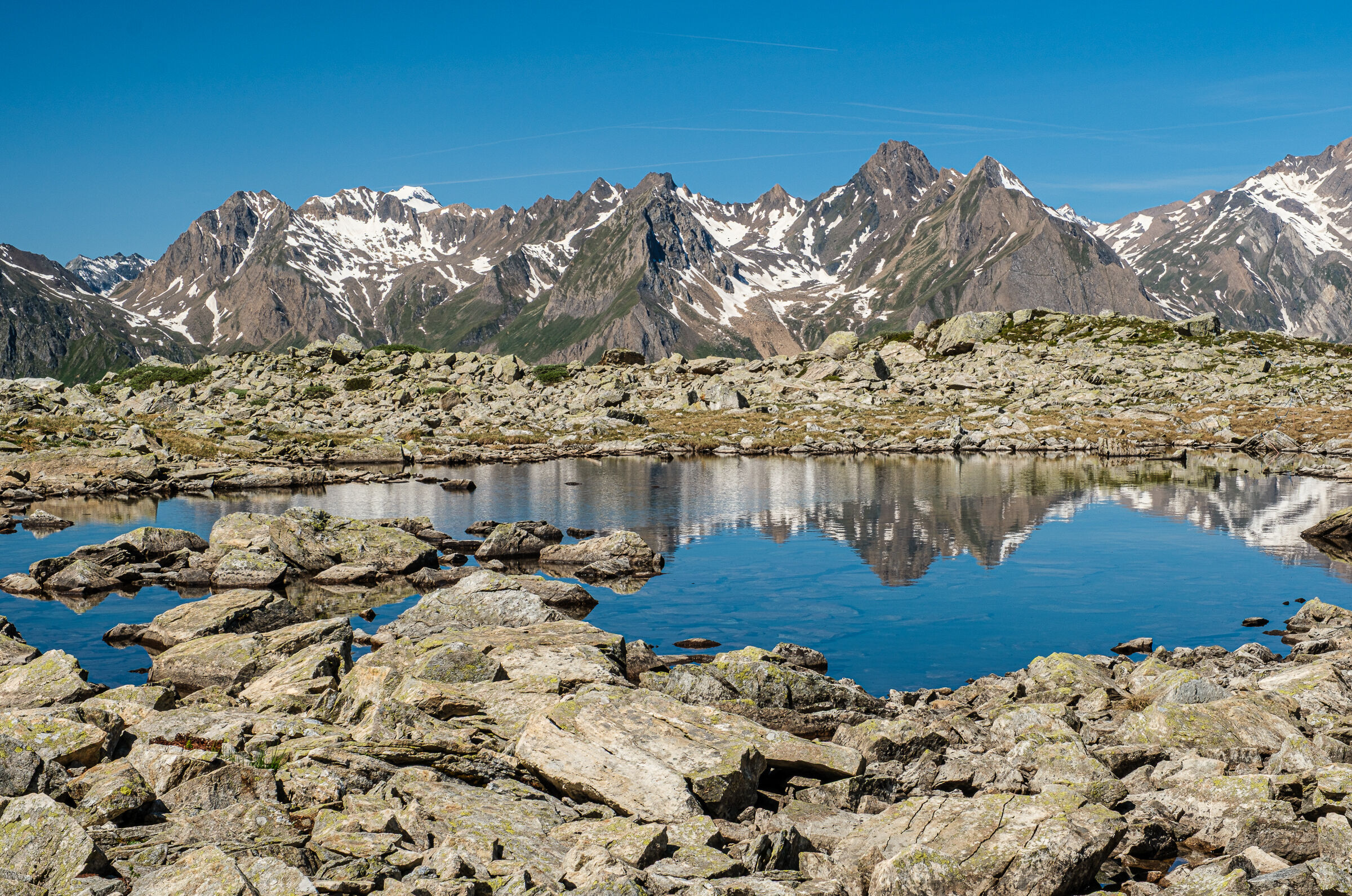 Specchiarsi tra le rocce