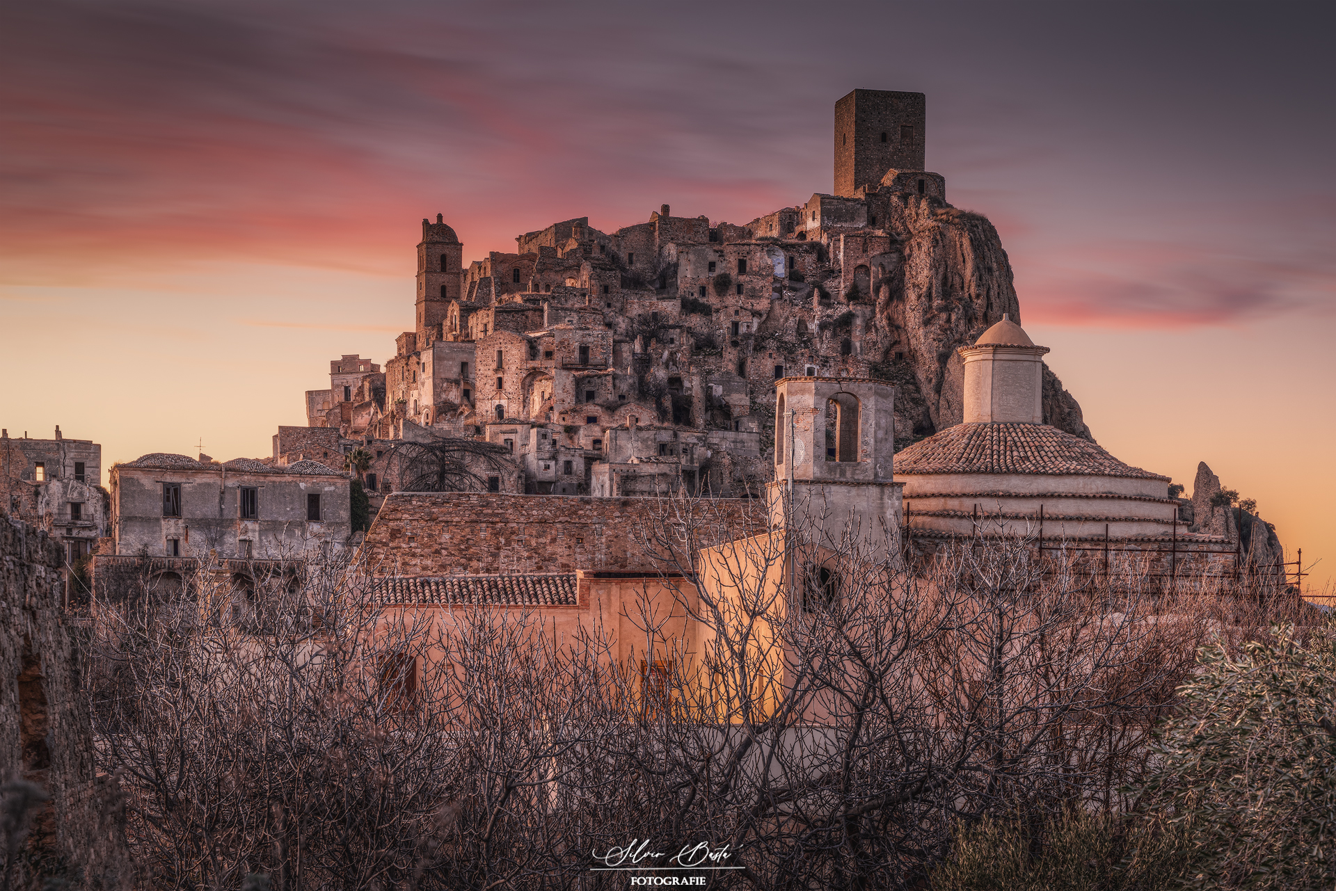 CRACO GHOST TOWN