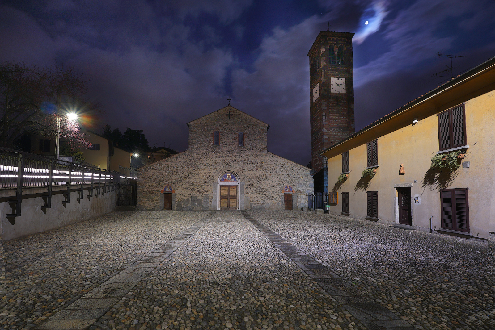 Basilica dei Santi Pietro e Paolo ad Agliate