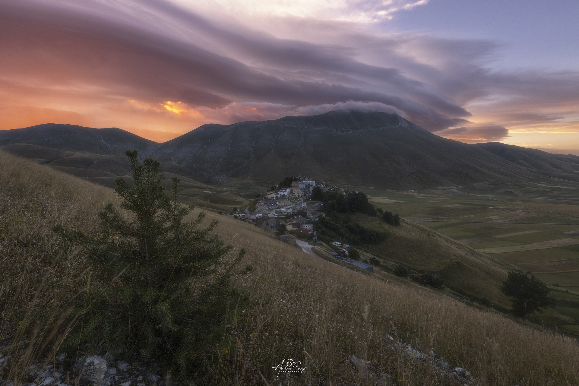 Lenticular clouds in Castelluccio di Norcia