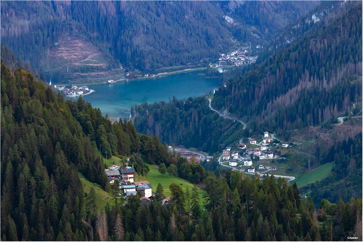 lago di Alleghe dal colle S.Lucia