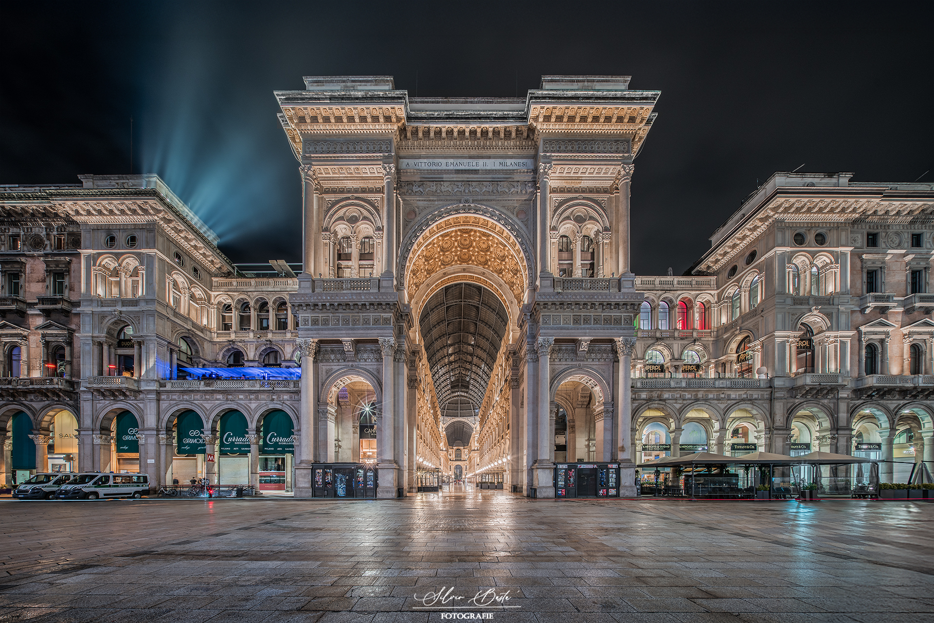 MILAN GALLERIA VITTORIO EMANUELE