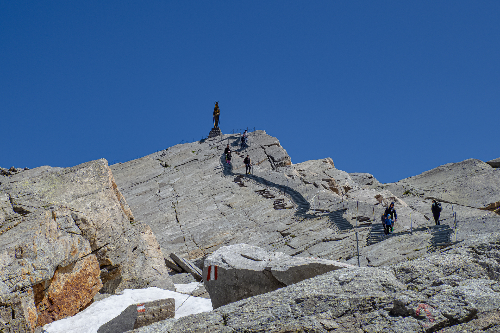 Scalinata per la Madonna della neve