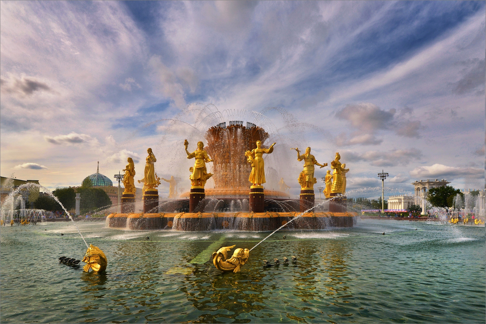 Fontana Centrale della VDNCh